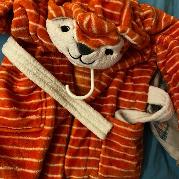 Toddler fox house coat - Picture 4 of 5